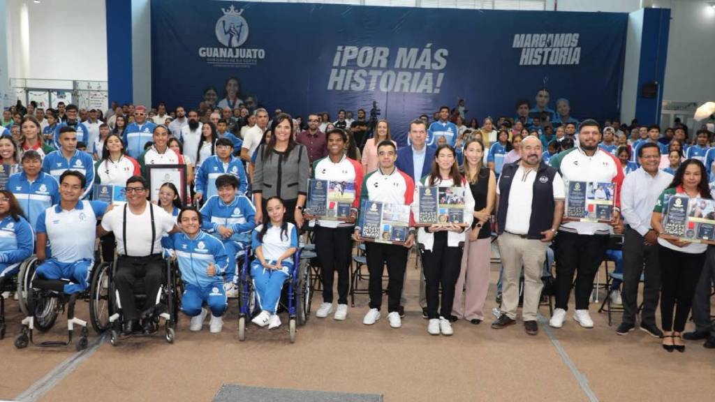 EN GTO ESTÍMULO A MEDALLISTAS DE JCC 2026 SANTO DOMINGO